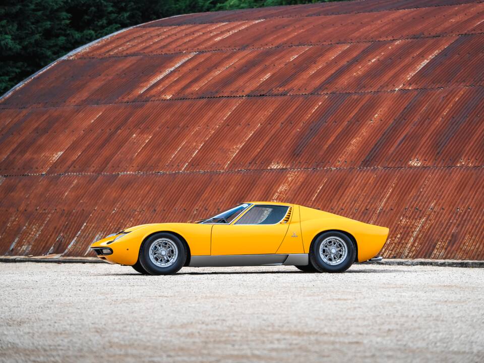 Afbeelding 56/56 van Lamborghini Miura P 400 S (1969)