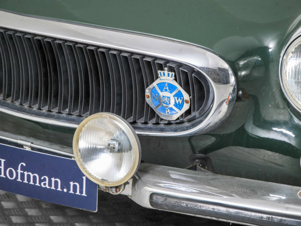 Image 23/50 of Volvo 1800 E (1971)