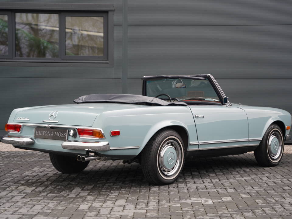 Immagine 5/50 di Mercedes-Benz 280 SL (1968)