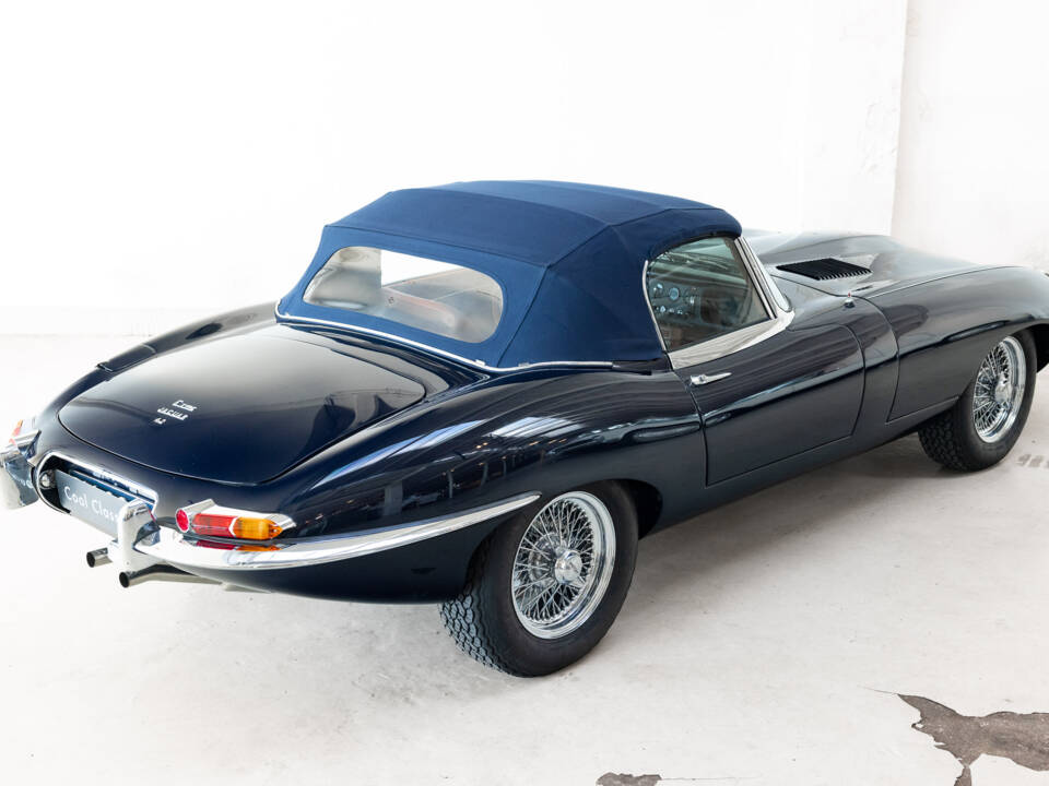 Imagen 48/48 de Jaguar E-Type (1967)