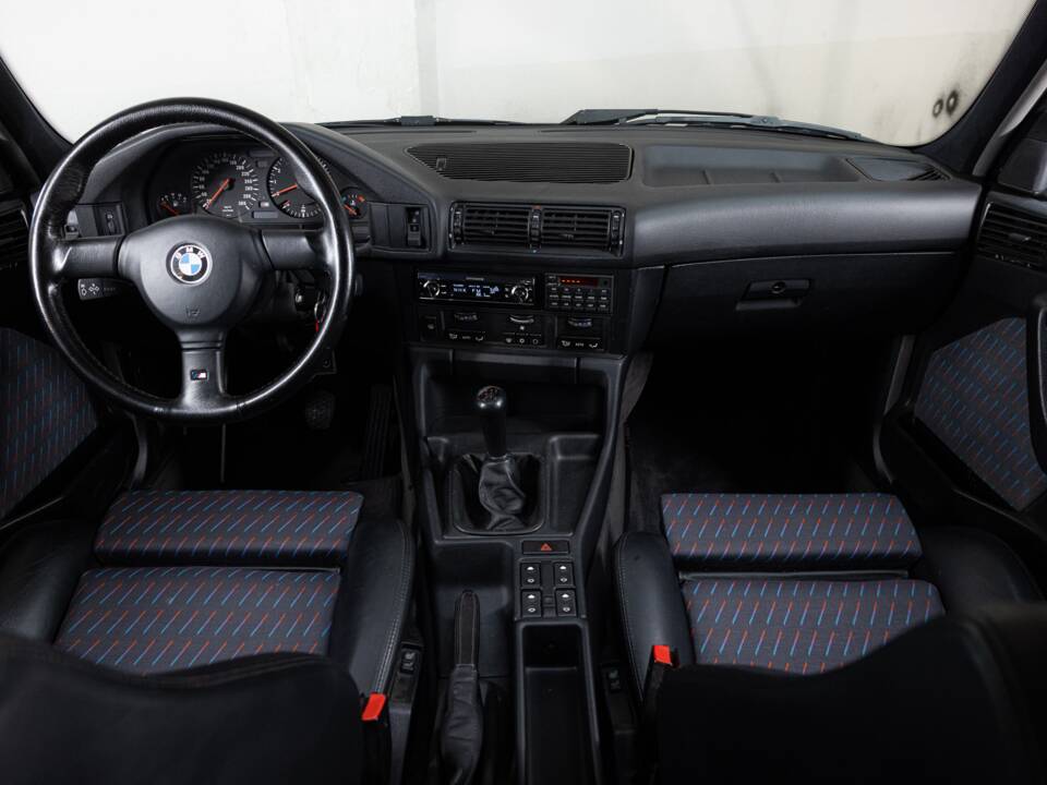 Bild 7/34 von BMW M5 (1993)