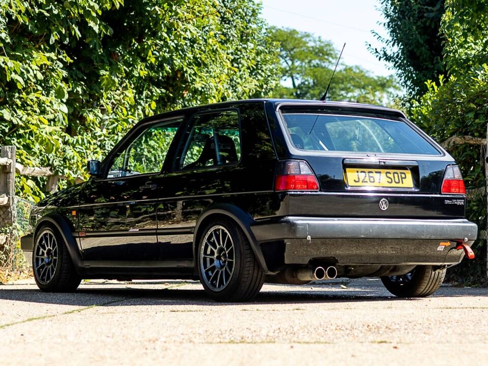 Bild 3/50 von Volkswagen Golf II GTi 1.8 (1991)