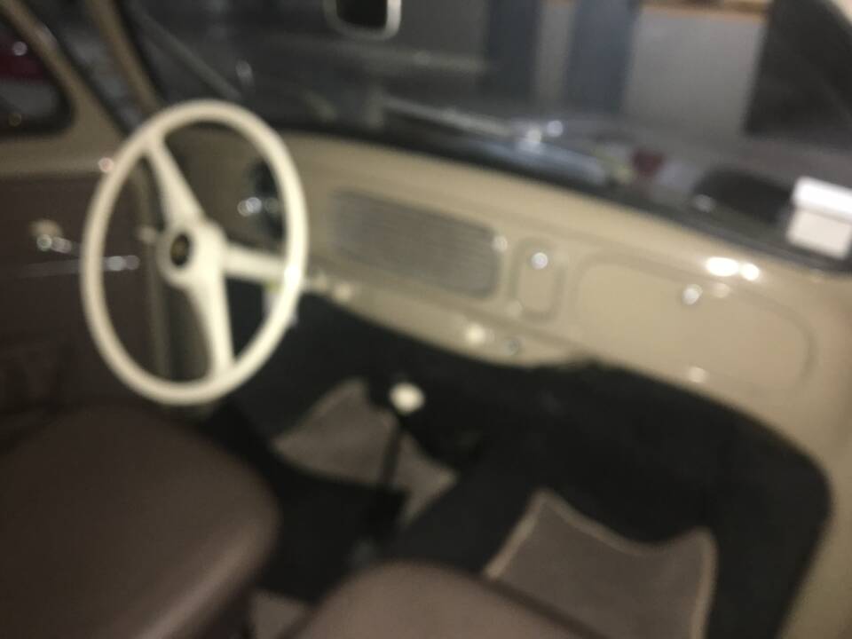 Immagine 44/56 di Volkswagen Maggiolino 1100 Standard "Ovali" (1954)