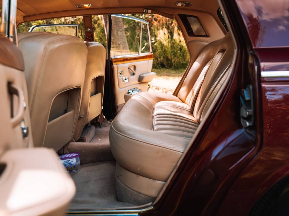 Immagine 22/50 di Rolls-Royce Silver Shadow I (1970)