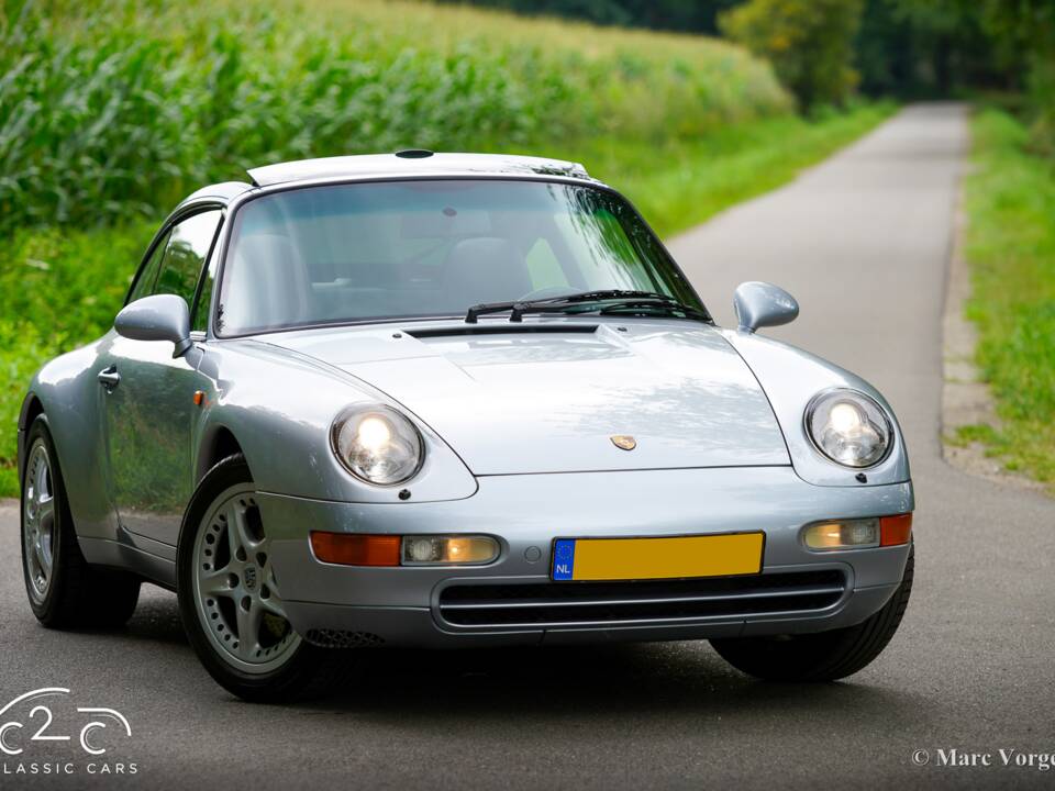 Image 32/63 of Porsche 911 Carrera (1996)
