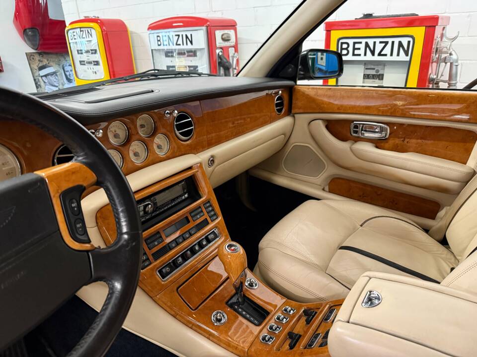 Image 8/21 of Bentley Arnage T (2003)