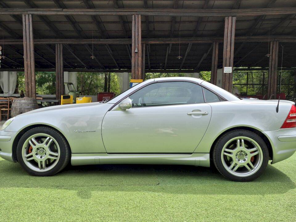 Afbeelding 55/63 van Mercedes-Benz SLK 32 AMG (2001)