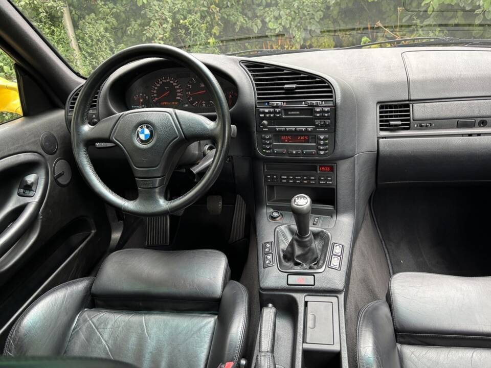 Image 15/35 de BMW M3 (1996)