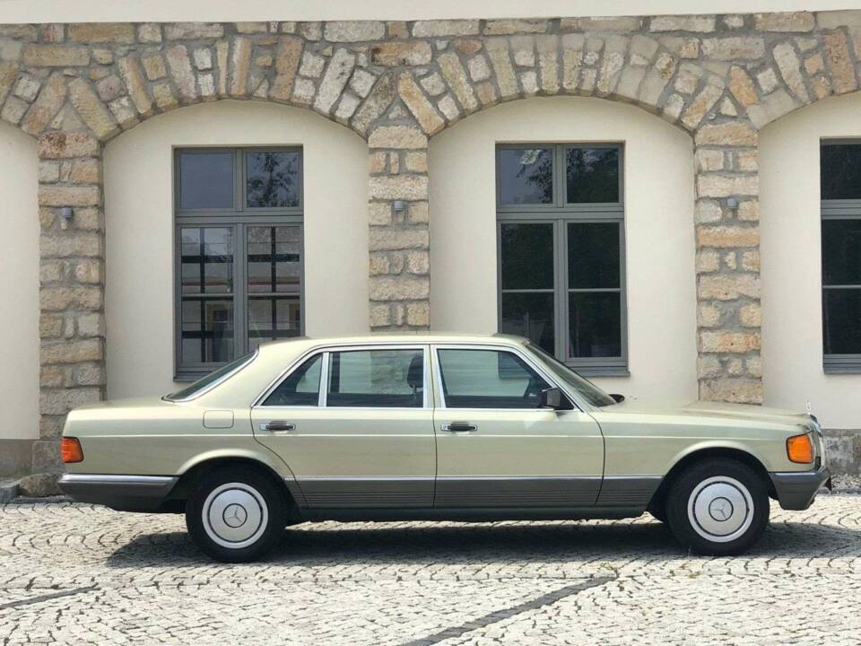 Bild 5/20 von Mercedes-Benz 500 SEL (1984)