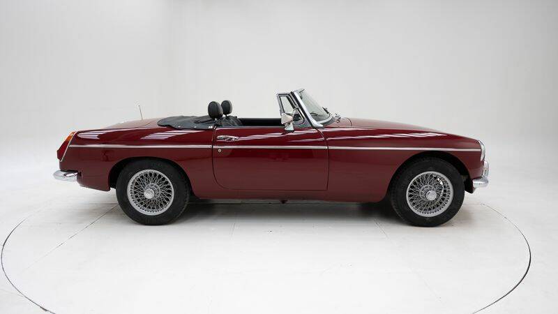Image 8/15 de MG MGB (1974)