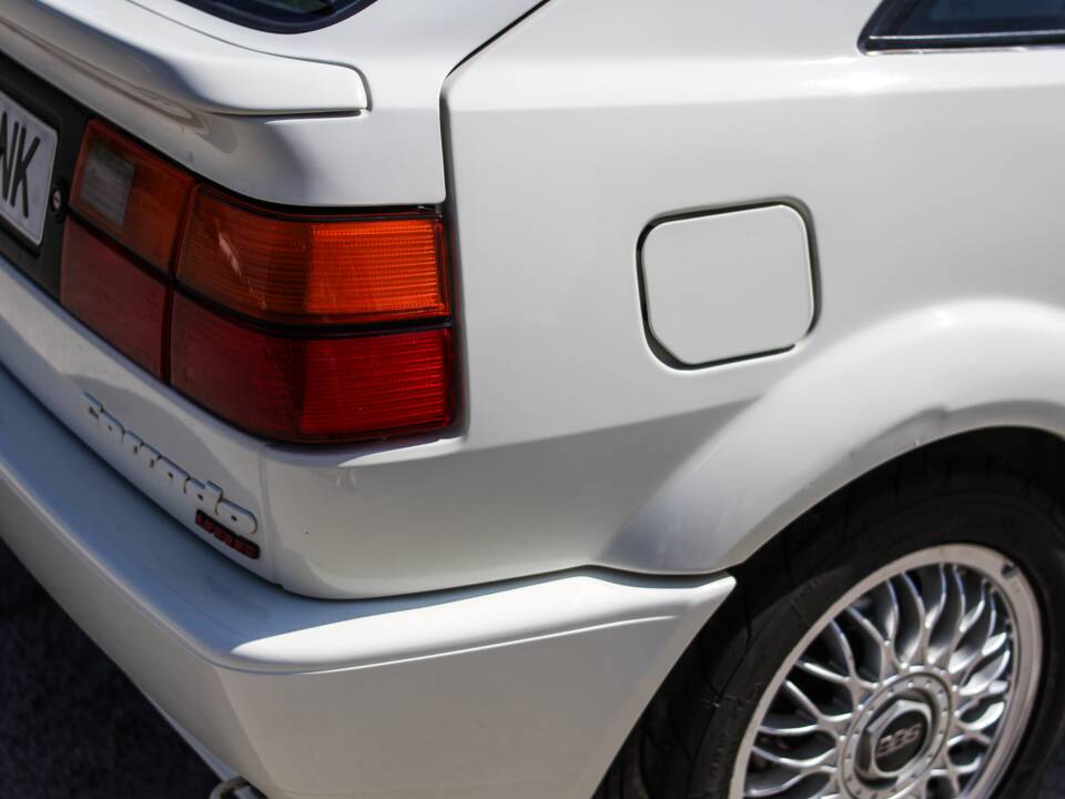 Image 10/31 of Volkswagen Corrado VR6 2.8 (1992)