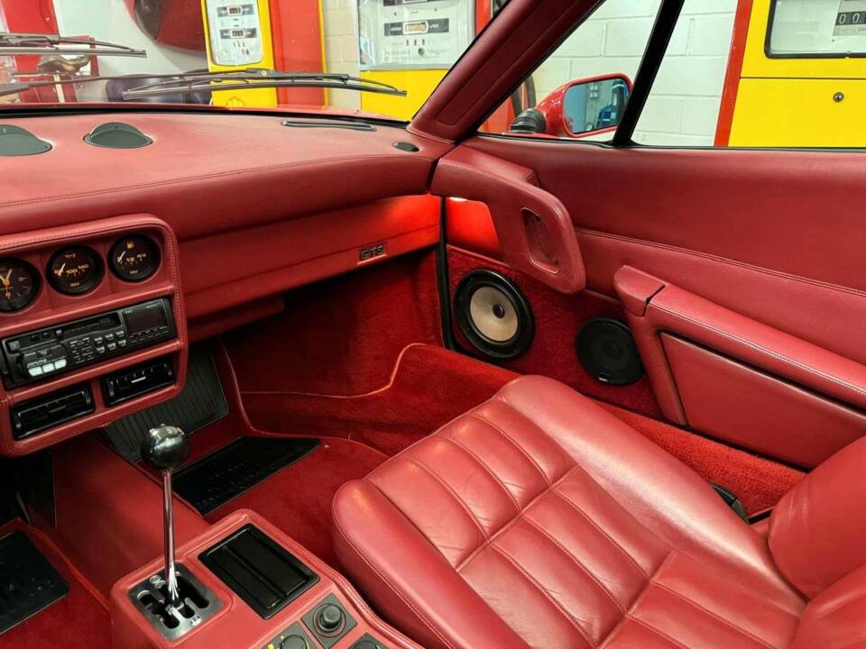 Immagine 6/20 di Ferrari 328 GTB (1988)