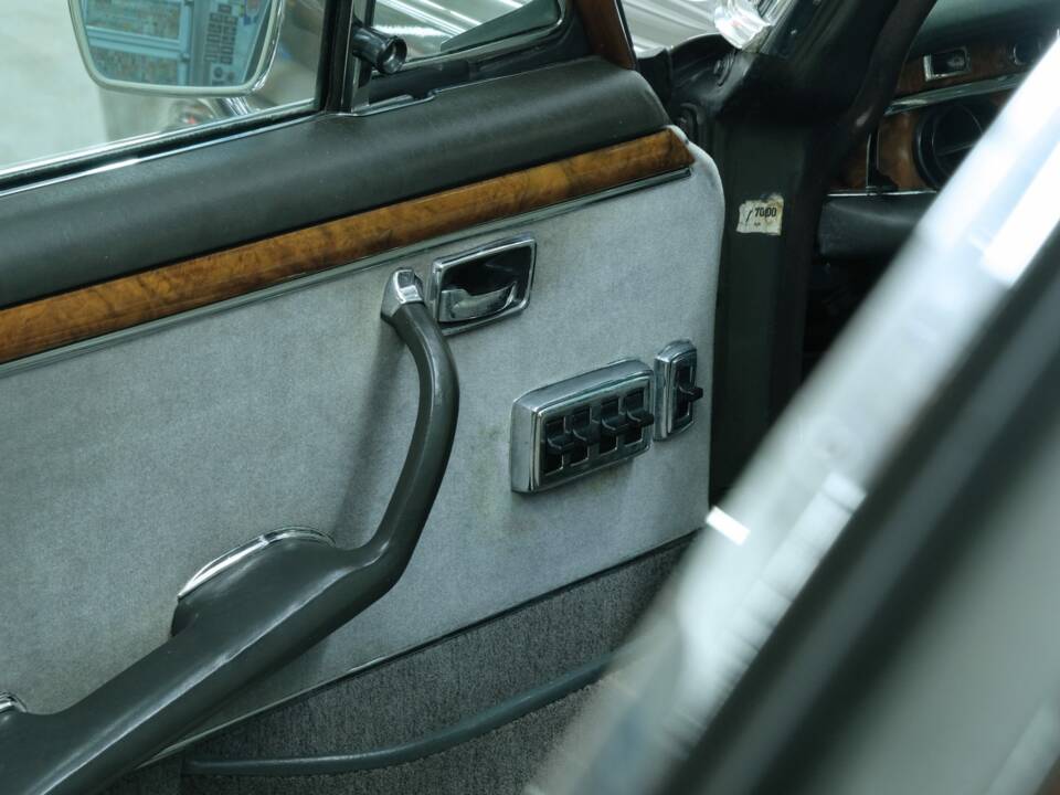 Bild 22/50 von Mercedes-Benz 300 SEL (1967)