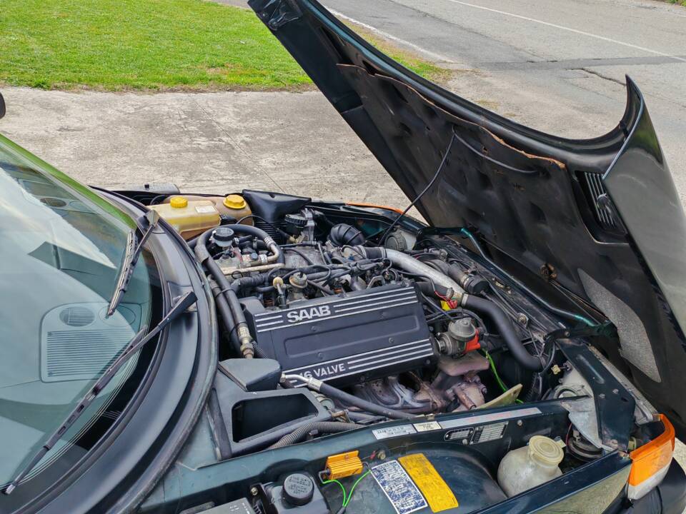 Image 42/44 of Saab 900 S (1992)