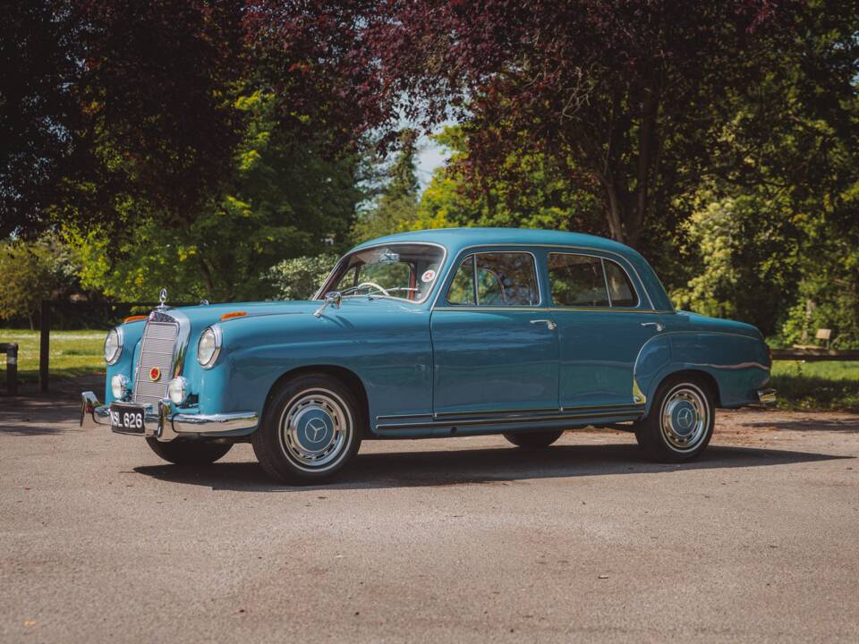 Image 35/50 of Mercedes-Benz 220 a (1956)