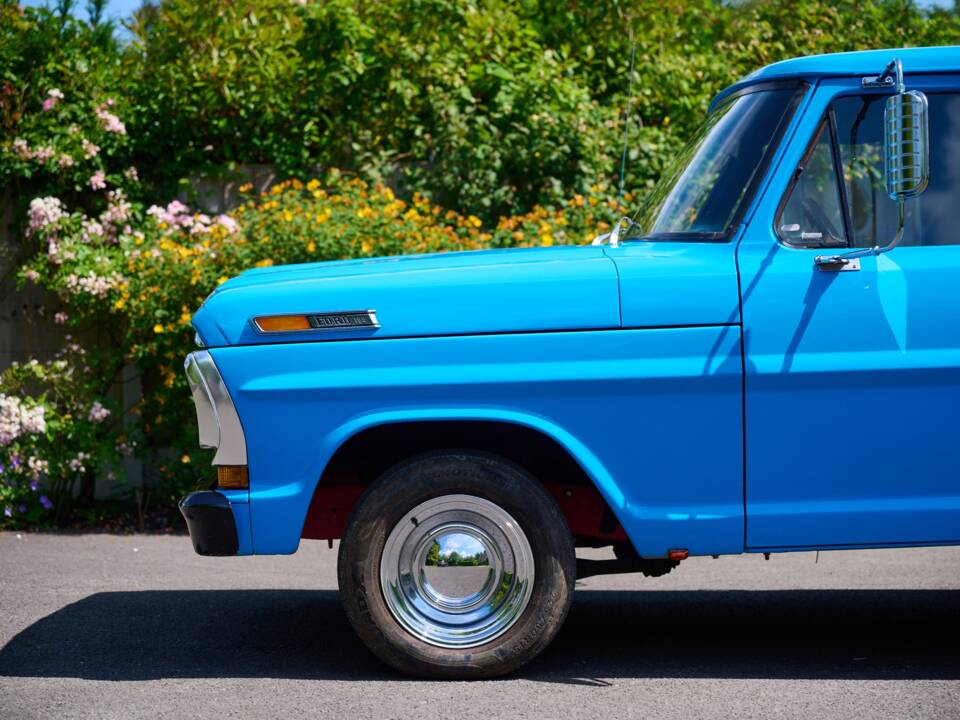 Bild 47/50 von Ford F-100 (1972)