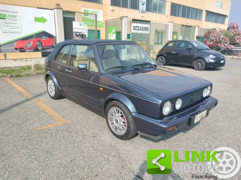 Image 3/10 of Volkswagen Golf Mk I Convertible 1.6 (1990)