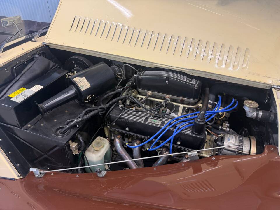 Bild 10/16 von Morgan Plus 8 (1993)