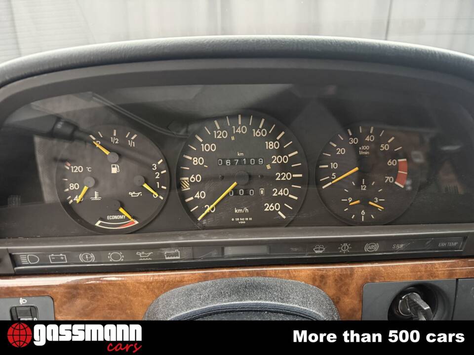 Bild 11/15 von Mercedes-Benz 560 SEL (1990)