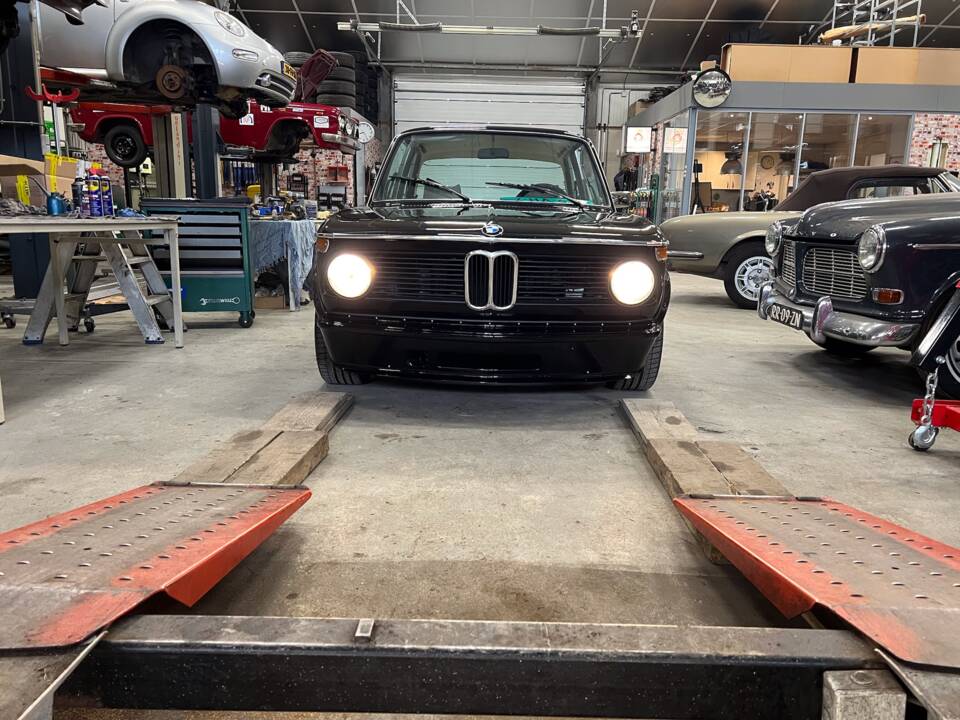 Image 5/8 of BMW 2002 tii (1973)