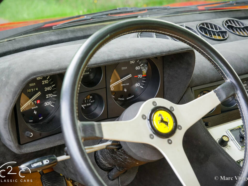 Image 6/80 of Ferrari 365 GTC&#x2F;4 (1972)
