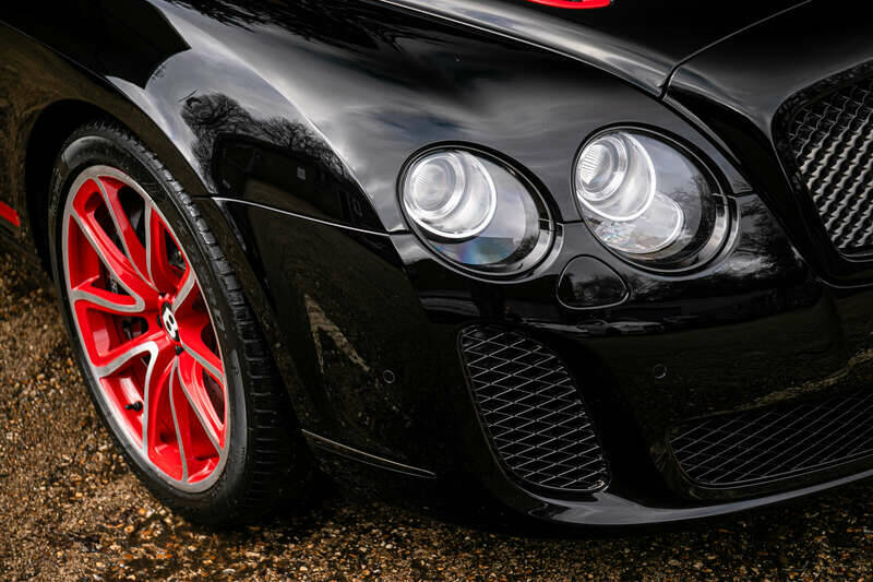 Immagine 44/48 di Bentley Continental GTC Supersports ISR (2012)