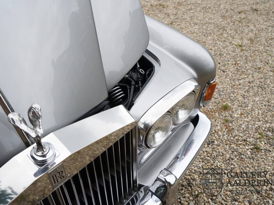 Image 6/50 of Rolls-Royce Silver Shadow I (1972)