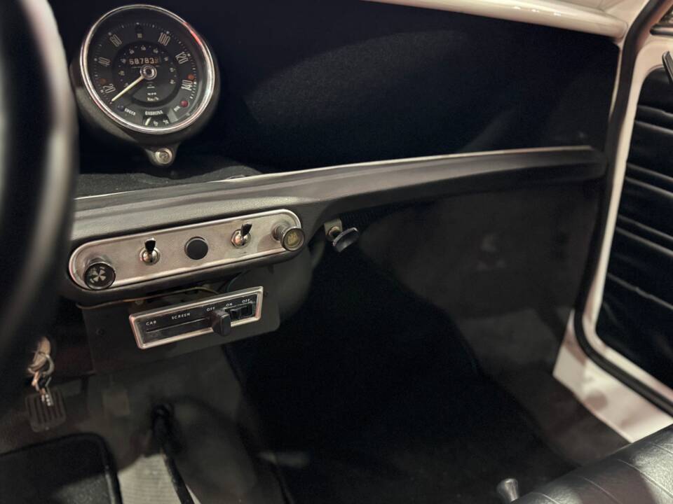 Imagen 39/47 de Mini 850 (1971)