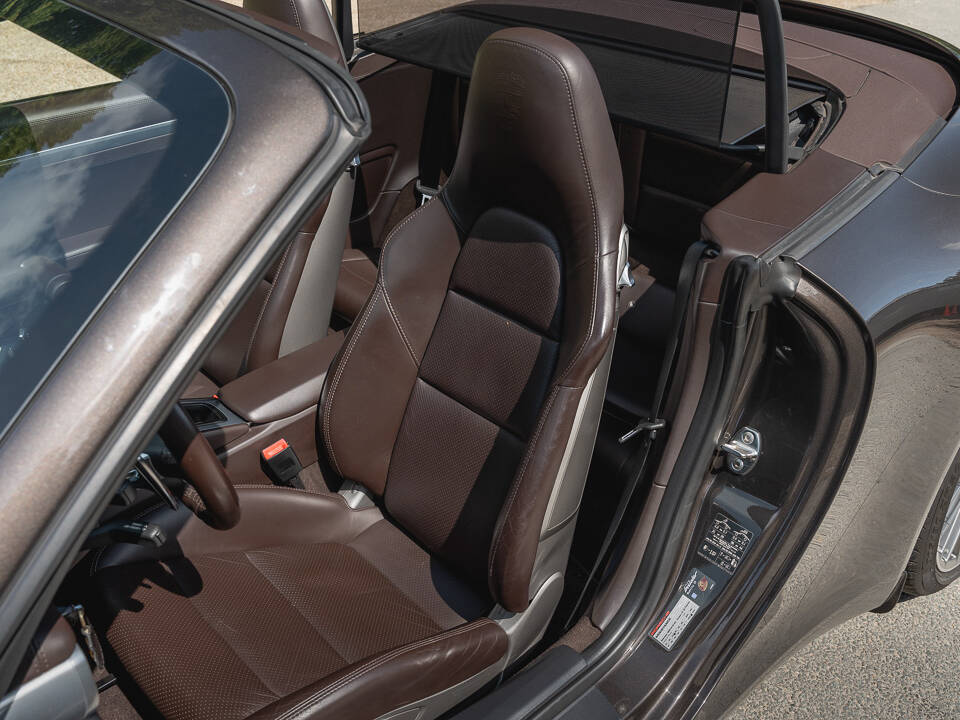 Image 12/28 de Porsche 911 Carrera S (2012)