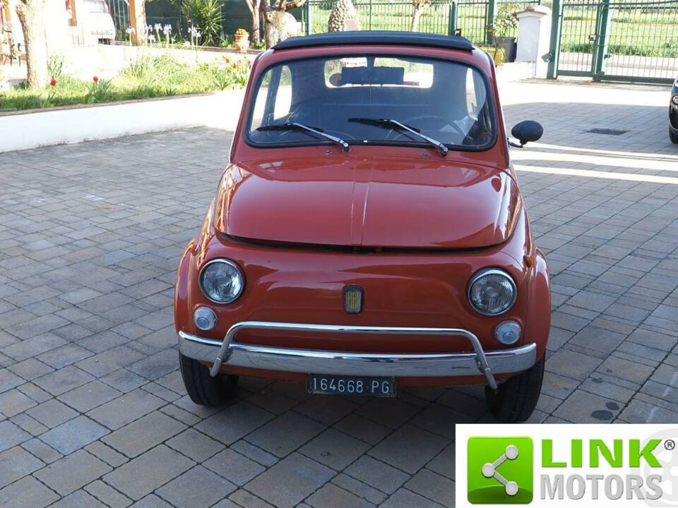 Image 2/10 of FIAT 500 L (1970)