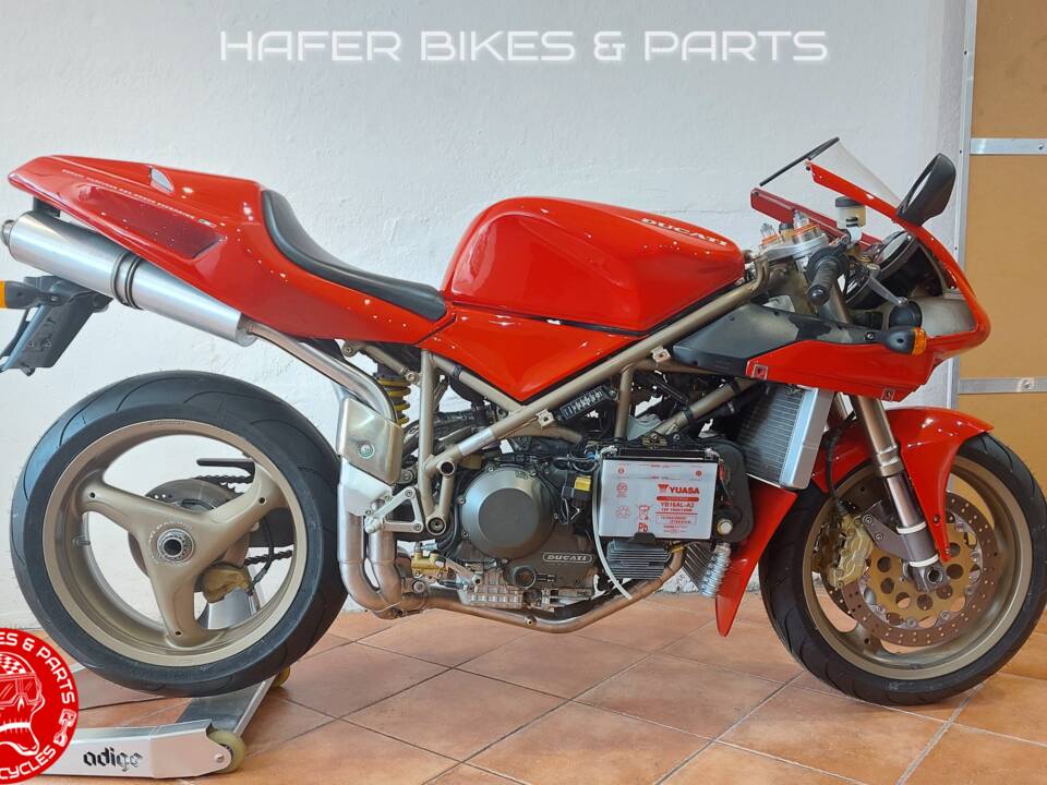 Image 50/57 of Ducati 916 (1997)
