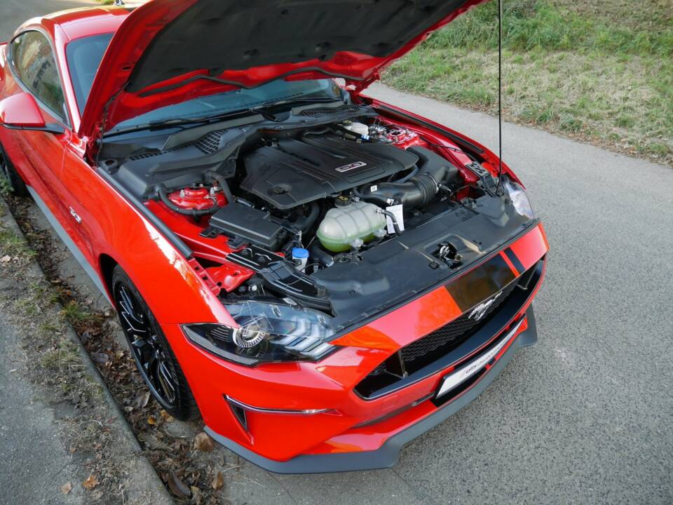 Bild 32/33 von Ford Mustang GT 5.0 V8 (2022)