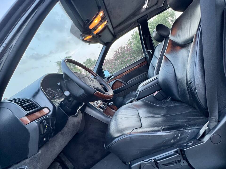Bild 34/37 von Mercedes-Benz S 320 (1994)