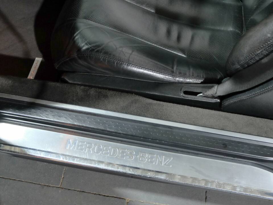 Image 5/33 de Mercedes-Benz 500 SL (1990)