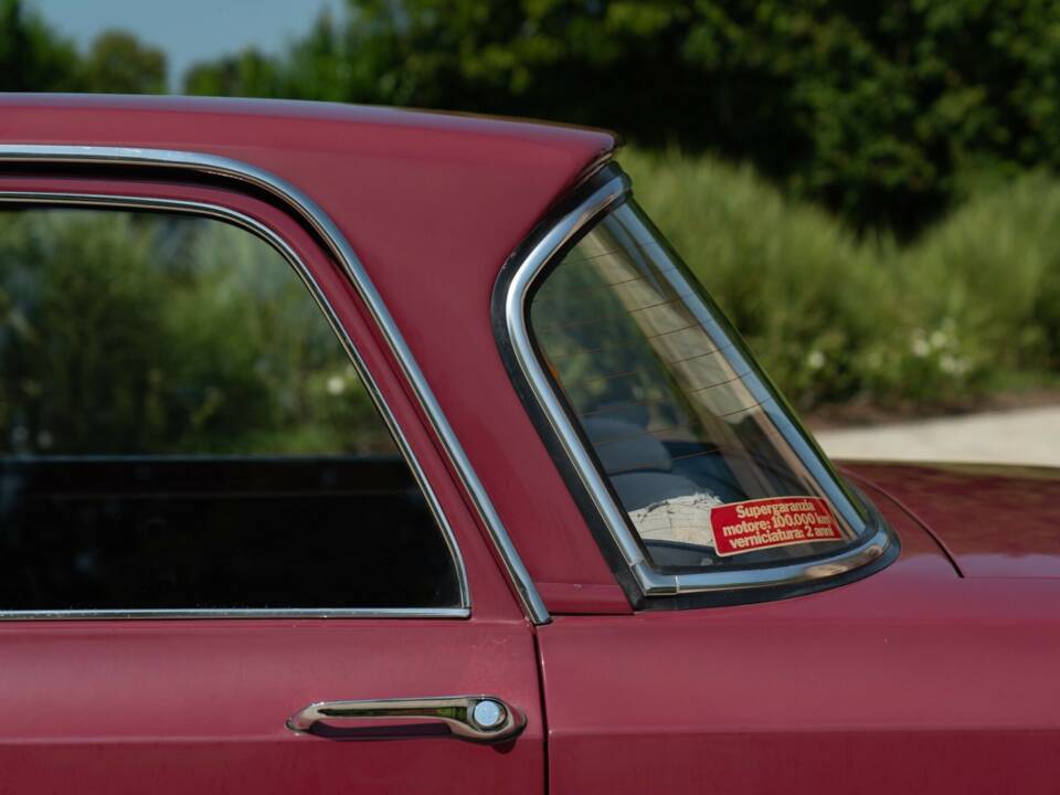 Immagine 12/50 di Alfa Romeo Giulia Nuova Super 1300 (1974)