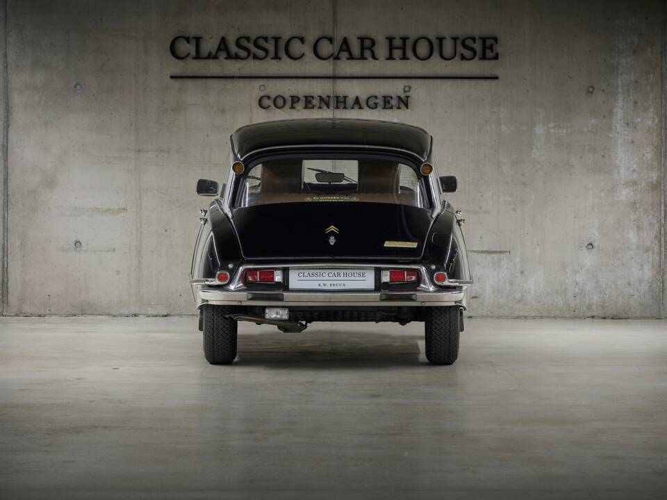 Image 35/98 de Citroën DS 21 Pallas (1971)