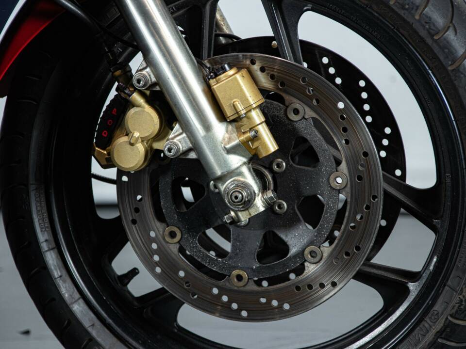 Afbeelding 42/50 van Egli-Suzuki GSX-R 1100 (1986)