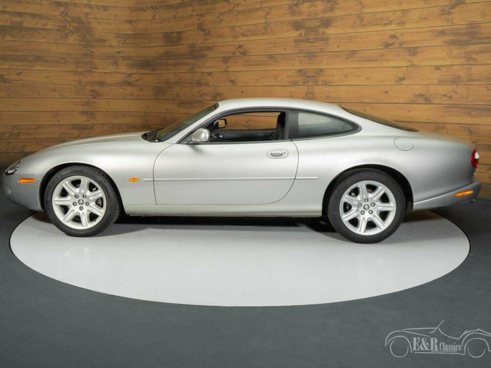 Bild 15/19 von Jaguar XK8 4.0 (2000)
