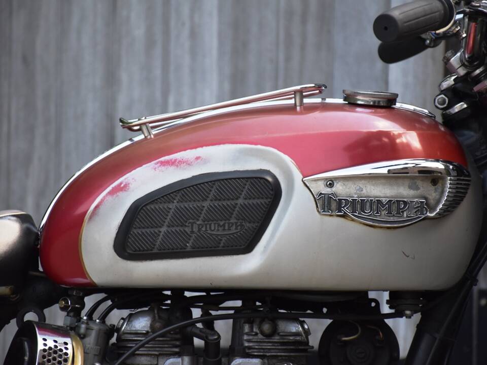Bild 22/38 von Triumph DUMMY (1968)