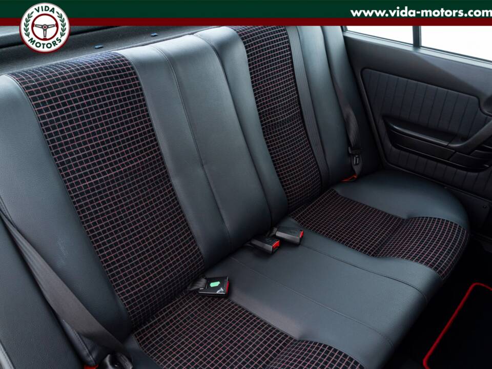 Bild 9/14 von Alfa Romeo 33 - 1.3 (1992)