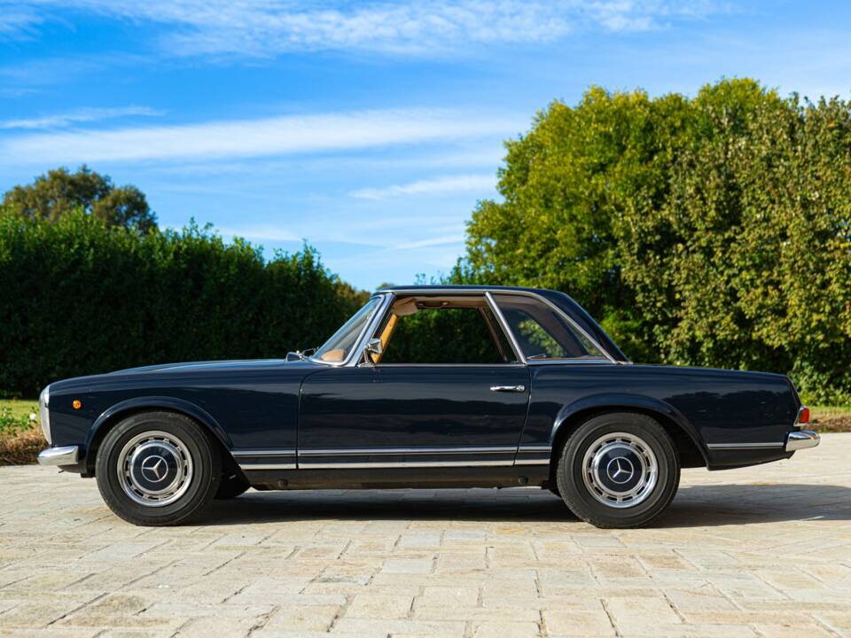 Image 5/50 de Mercedes-Benz 280 SL (1969)