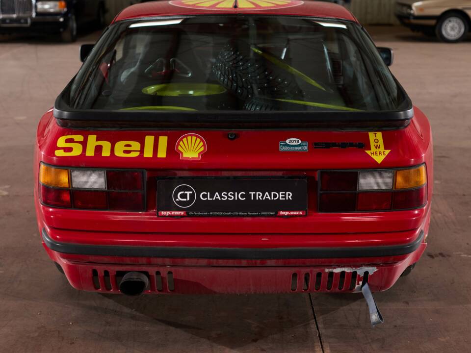 Image 32/38 of Porsche 944 (1985)