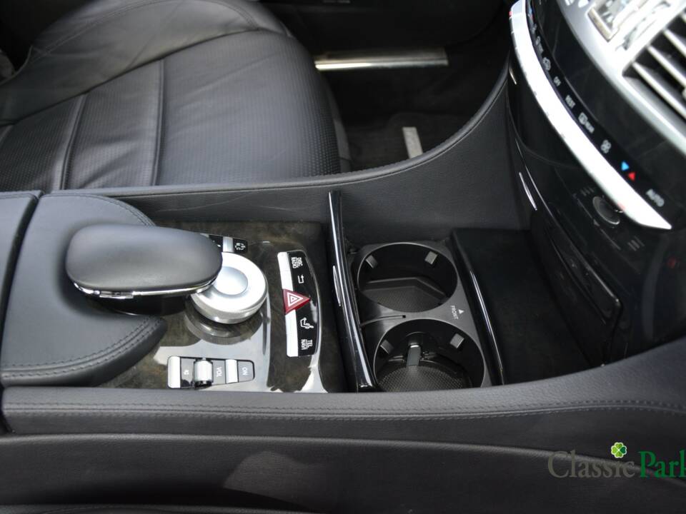 Immagine 47/50 di Mercedes-Benz CL 63 AMG (2007)