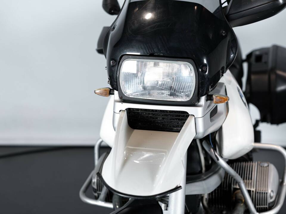 Image 9/25 de BMW R 1100 GS (1994)
