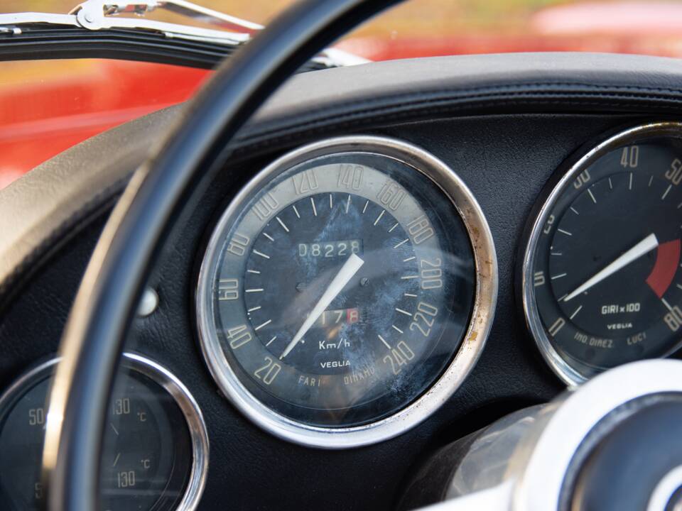 Immagine 39/94 di Alfa Romeo 2600 Spider (1964)