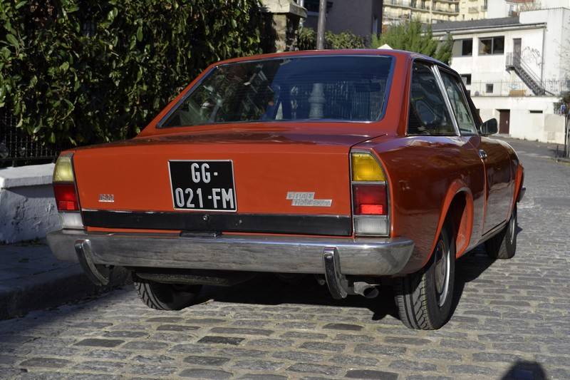 Image 21/56 of FIAT 124 Sport Coupe (1973)