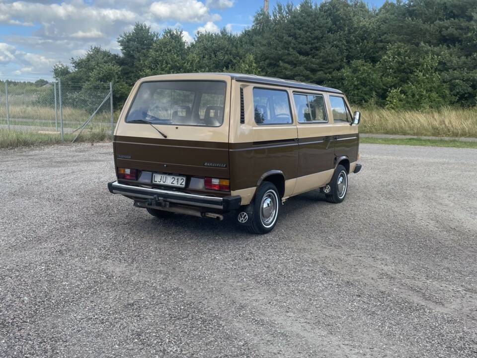 Bild 10/16 von Volkswagen T3 Caravelle GL 1.9 (1982)