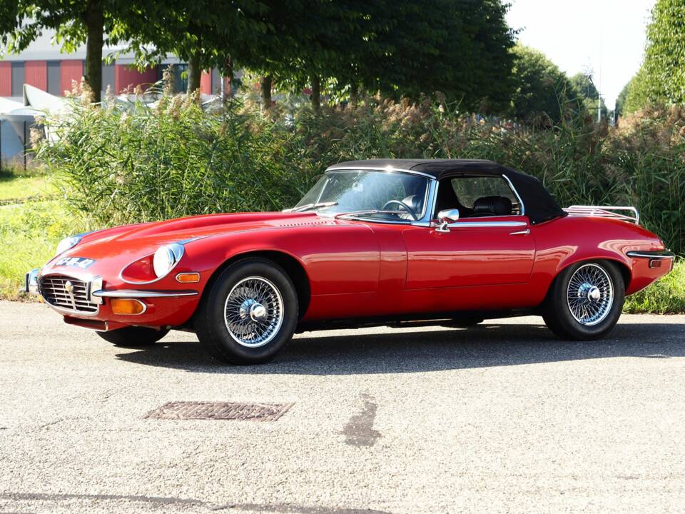 Bild 16/24 von Jaguar E-Type V12 (1973)