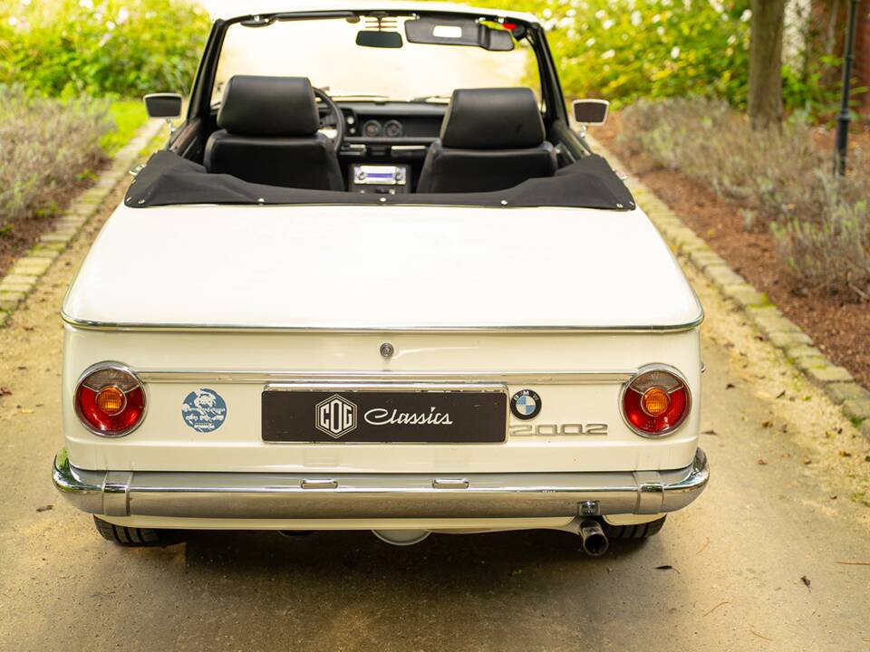 Immagine 11/76 di BMW 2000 (1971)