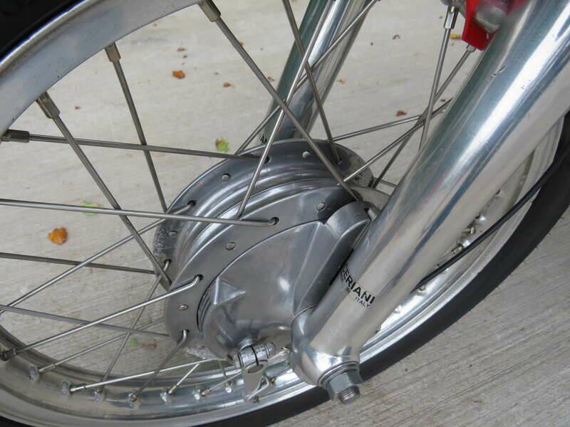 Bild 40/47 von MV Agusta 125 GTL Race (1966)
